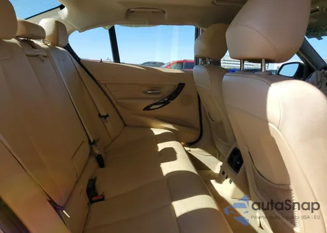 2015 BMW 328 Xi z USA, uszkodzony, nr VIN WBA3B3G53FNR85543